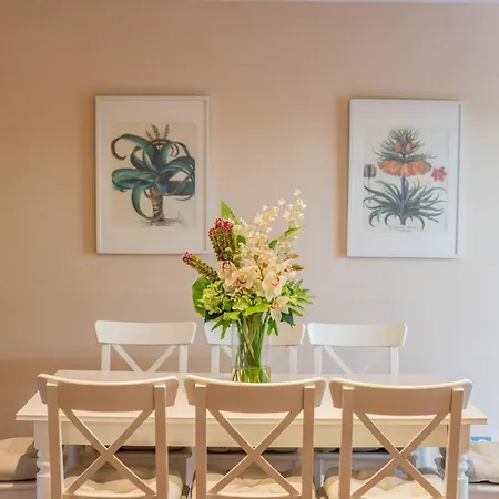 Casa La Concha - Marbellamar Townhouse 펜션 *