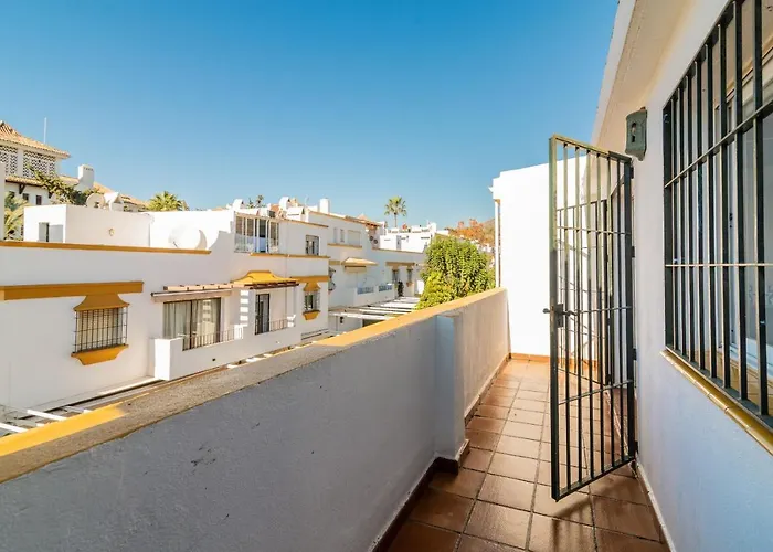 Casa La Concha - Marbellamar Townhouse By Finest 펜션 마르베야